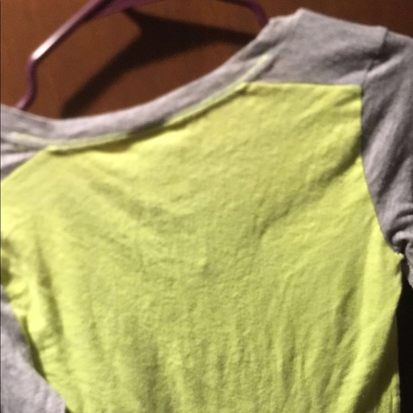 brand new pink shirt - Picture 3 of 4